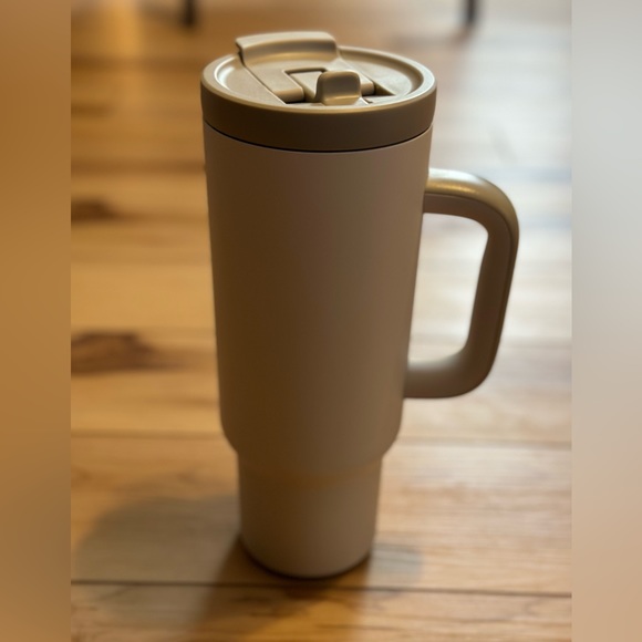 Tumbler - Picture 1 of 5